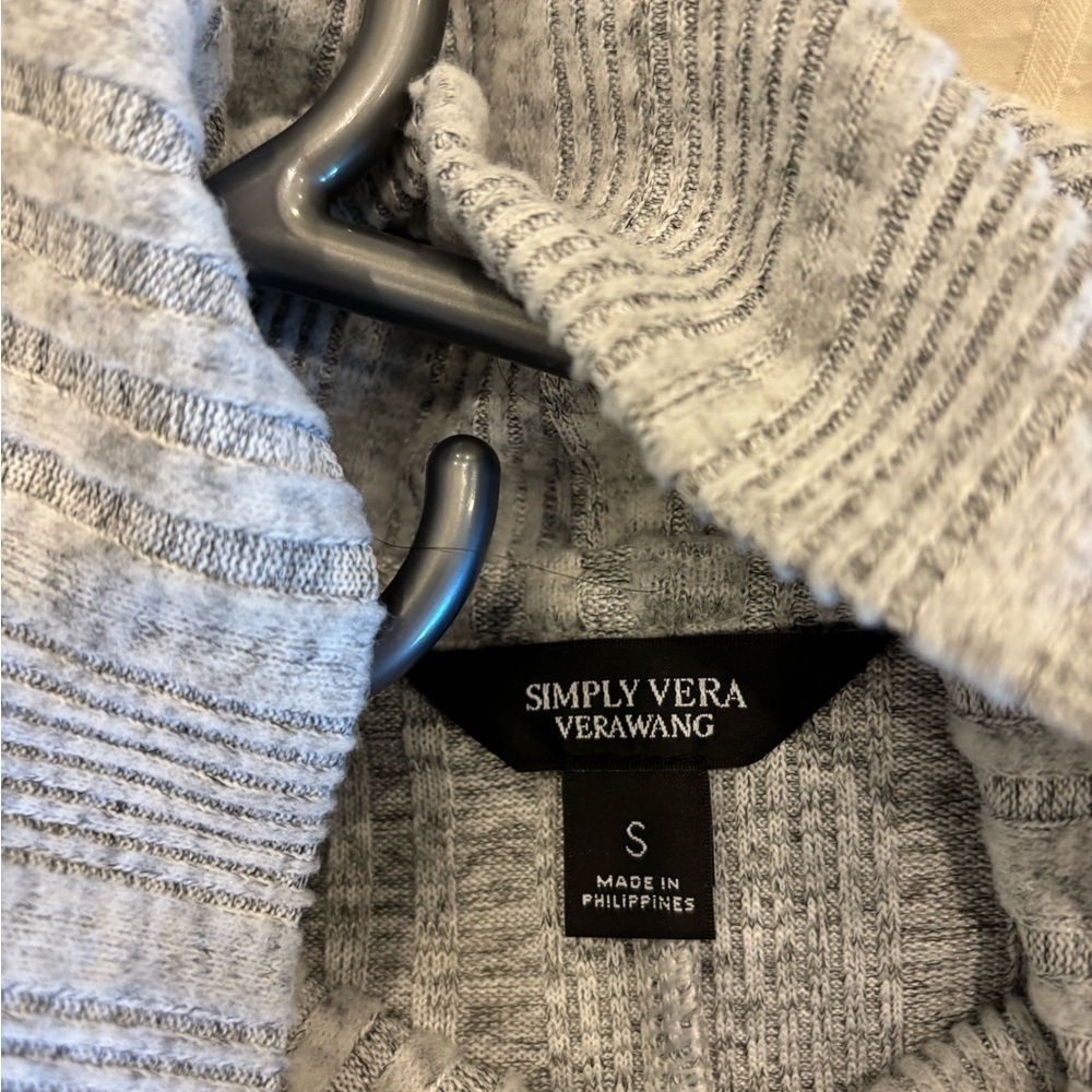 Simply Vera Vera Wang Light Gray Ribbed Sweater
